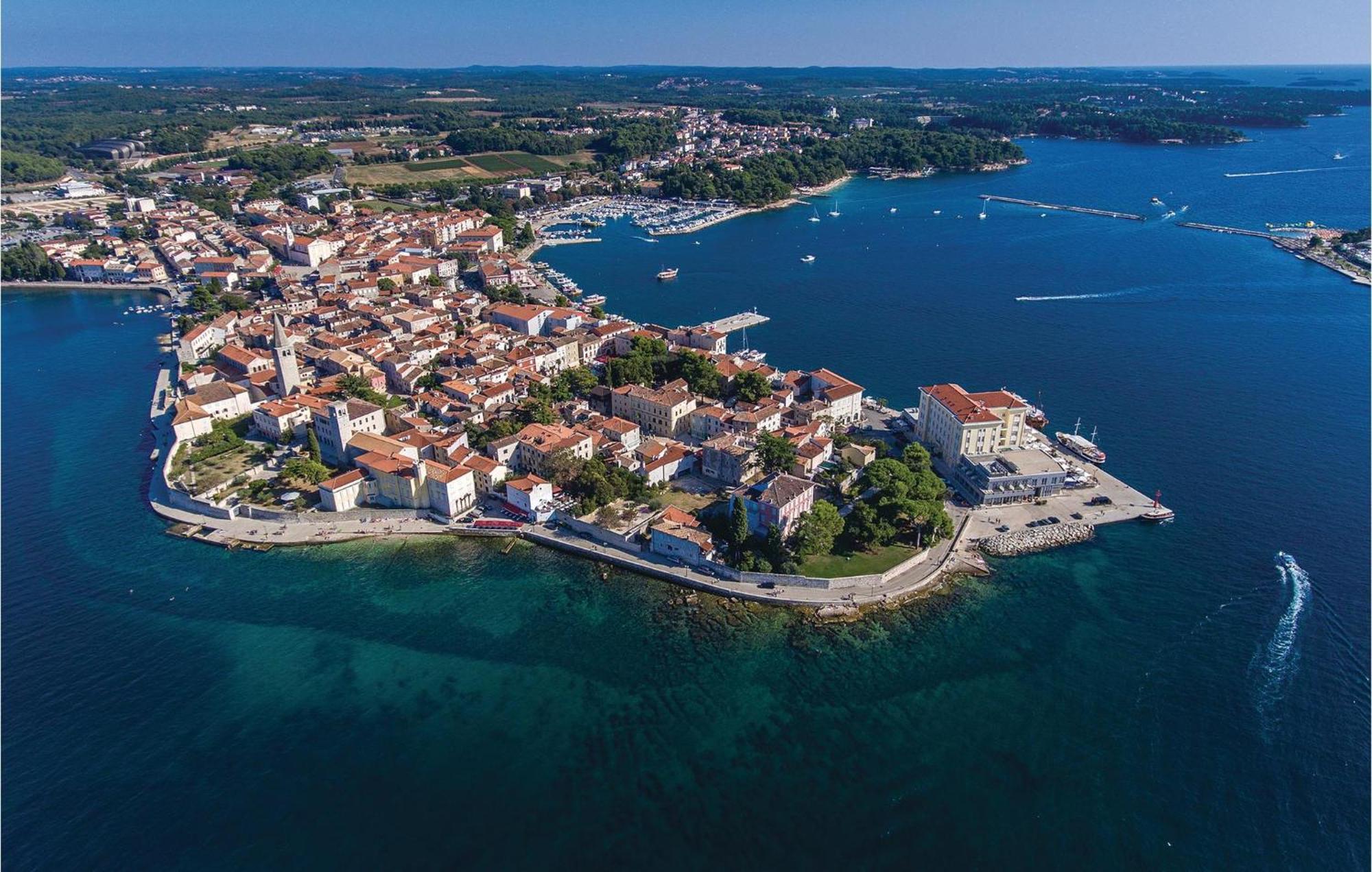 Cozy Apartment In Porec With Wifi Luaran gambar